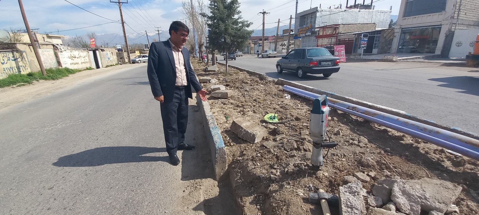 شهردار یاسوج: اجرای همزمان بیش از 6 هزار متر جدول گذاری در محلات شهر